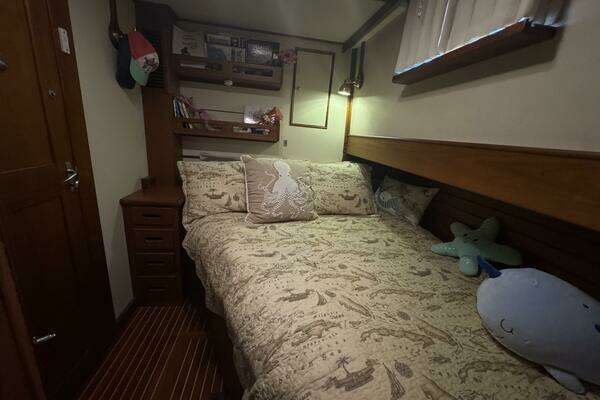 Grand Banks 46 Europa Yacht For Sale