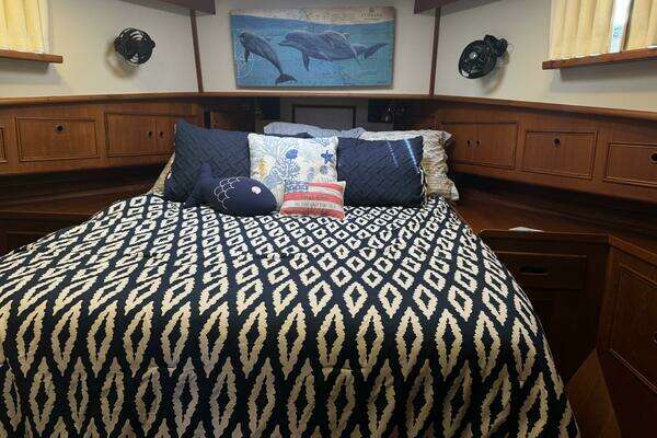 Grand Banks 46 Europa Yacht For Sale