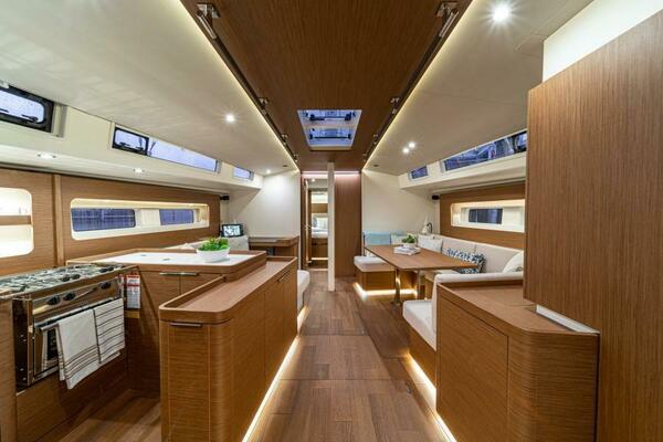 Oceanis Yacht 54