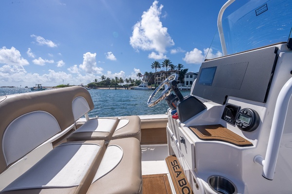 22ft Sea Born Yacht For Sale