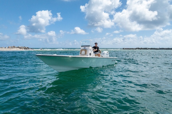 22ft Sea Born Yacht For Sale