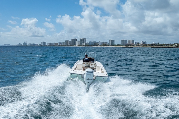 22ft Sea Born Yacht For Sale