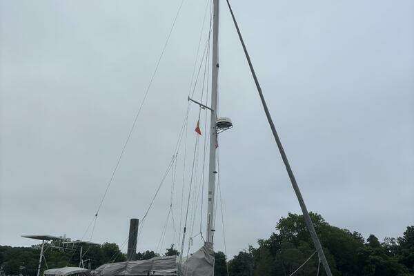 Photo of the 1982 Tartan 33 "Eudemonia"
