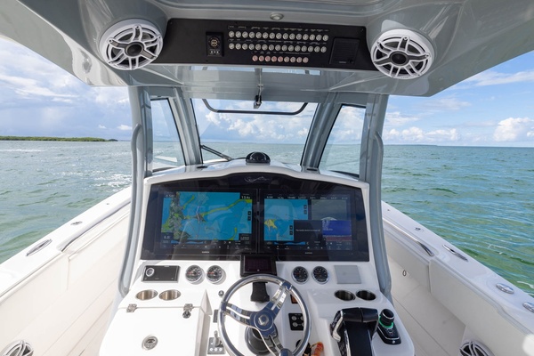 Big B 43ft BlackWater Yacht For Sale