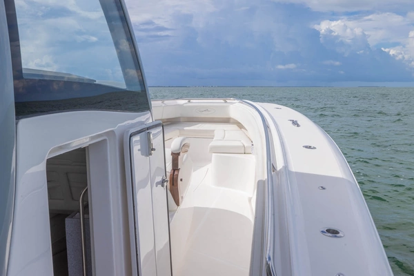 BlackWater 43 Sportfish Yacht For Sale
