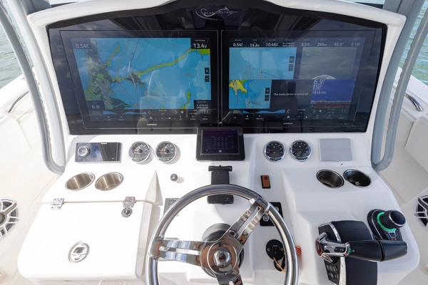 BlackWater 43 Sportfish Yacht For Sale
