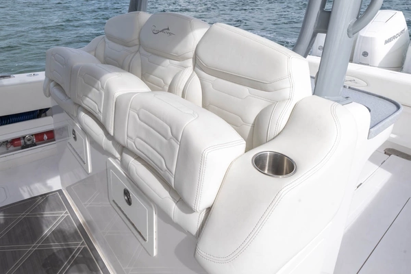 BlackWater 43 Sportfish Yacht For Sale