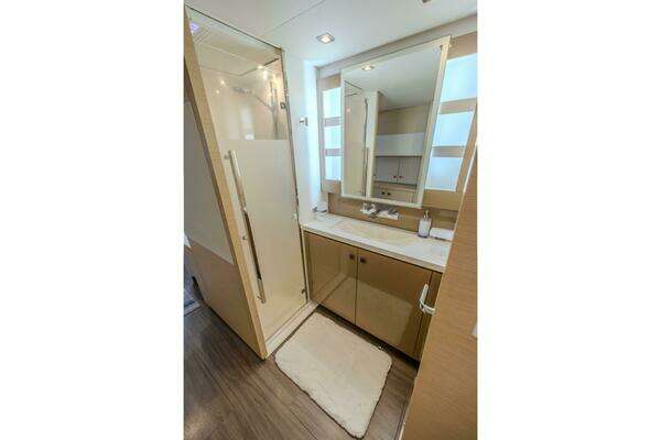 Fountaine Pajot Ipanema Yacht For Sale