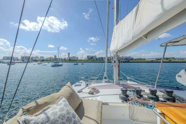 Fountaine Pajot Ipanema Yacht For Sale