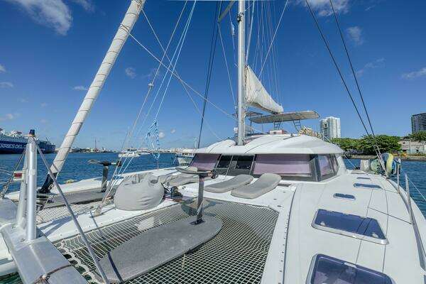 Fountaine Pajot Ipanema Yacht For Sale