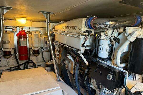 Ocean Yachts 46 Super Sport Yacht For Sale