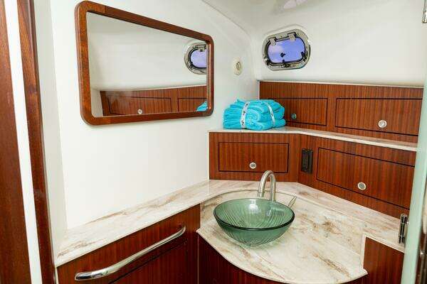 Pursuit OS 385 Yacht For Sale