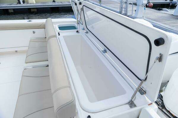 Pursuit OS 385 Yacht For Sale