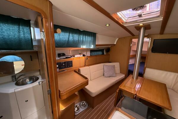 Ponyo 36ft Jeanneau Yacht For Sale