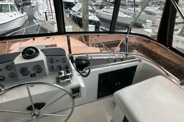 Photo of the 1988 Ocean Alexander 42 Aft Cabin