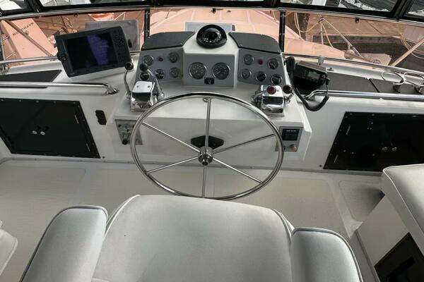 Photo of the 1988 Ocean Alexander 42 Aft Cabin
