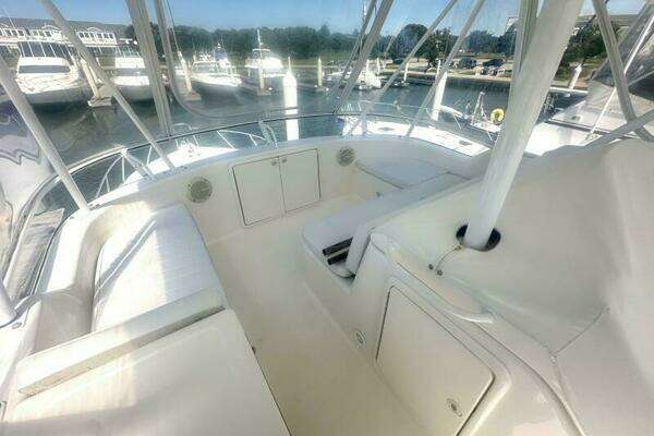 Riviera 42 Fly Yacht For Sale