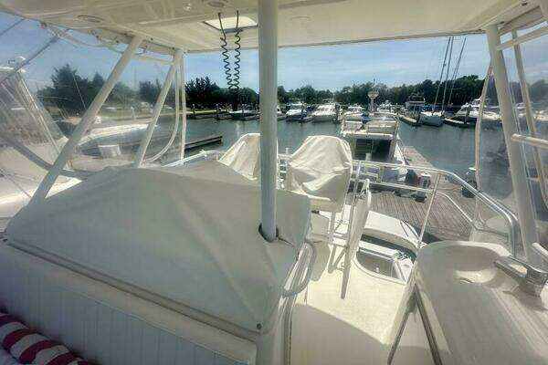 Riviera 42 Fly Yacht For Sale