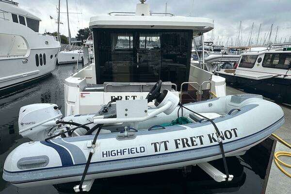 Beneteau Swift Trawler 41 Sedan Yacht For Sale