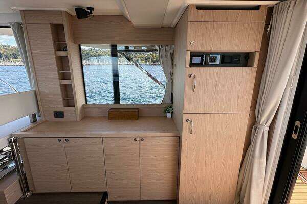 Beneteau Swift Trawler 41 Sedan Yacht For Sale