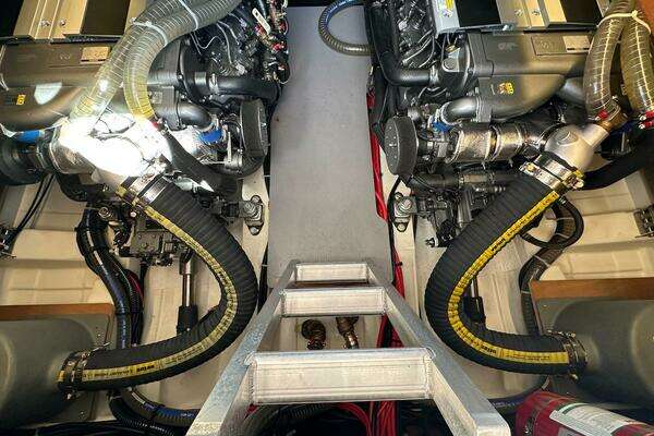 Beneteau Swift Trawler 41 Sedan Yacht For Sale