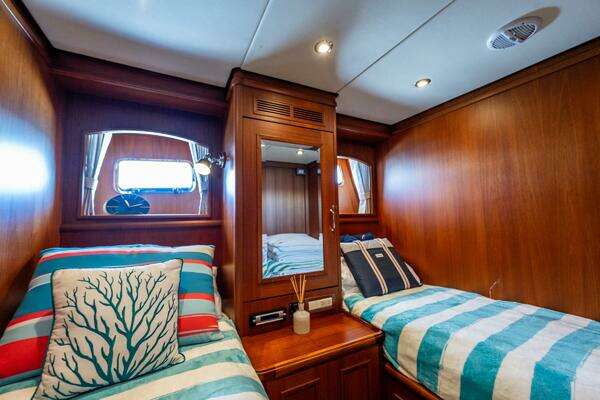 Grand Banks 59 Aleutian Raised Pilothouse Yacht For Sale