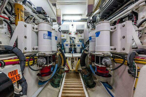 Grand Banks 59 Aleutian Raised Pilothouse Yacht For Sale