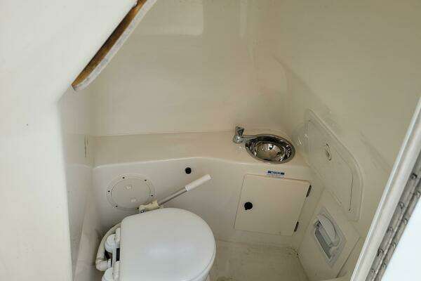 Blue Moon 25ft Pursuit Yacht For Sale