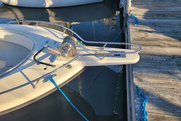 Blue Moon 25ft Pursuit Yacht For Sale