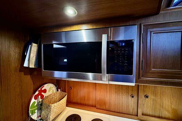 Camargue Yachtfisher Yacht For Sale