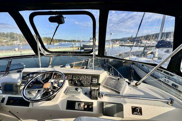 Camargue Yachtfisher Yacht For Sale