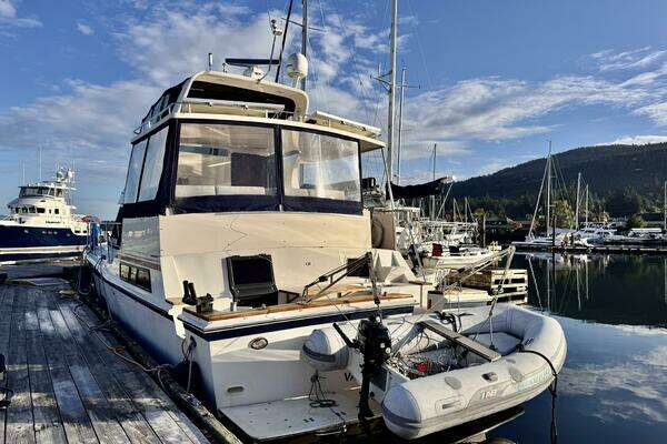 Camargue Yachtfisher Yacht For Sale