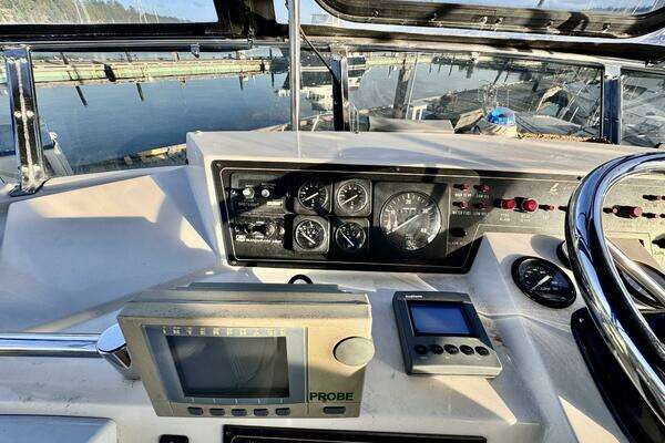 Camargue Yachtfisher Yacht For Sale