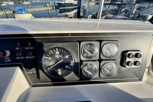 Camargue Yachtfisher Yacht For Sale