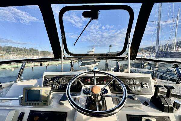 Camargue Yachtfisher Yacht For Sale