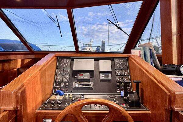 Camargue Yachtfisher Yacht For Sale