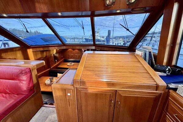 Camargue Yachtfisher Yacht For Sale