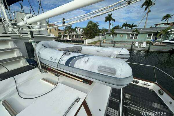 Grand Banks Classic Yacht For Sale