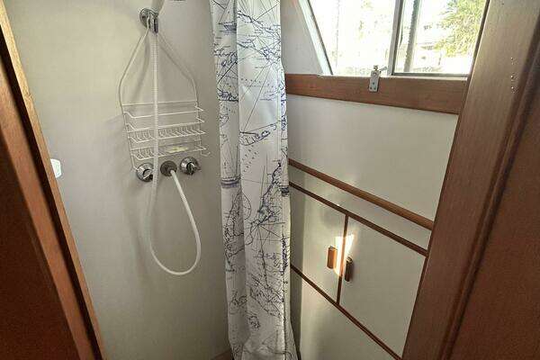 Grand Banks Classic Yacht For Sale