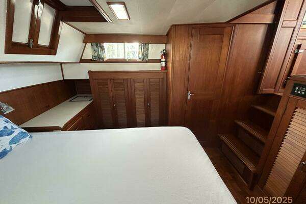 Grand Banks Classic Yacht For Sale