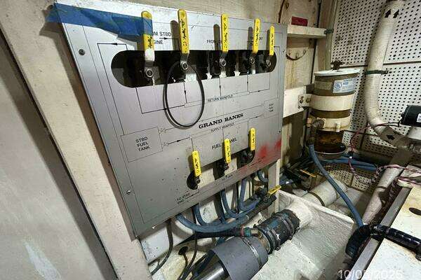 Grand Banks Classic Yacht For Sale