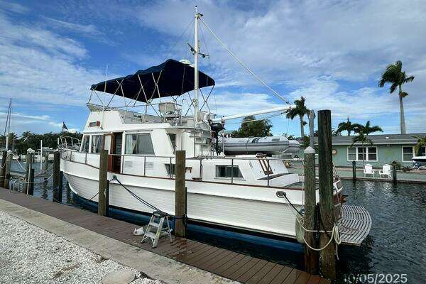 Grand Banks Classic Yacht For Sale
