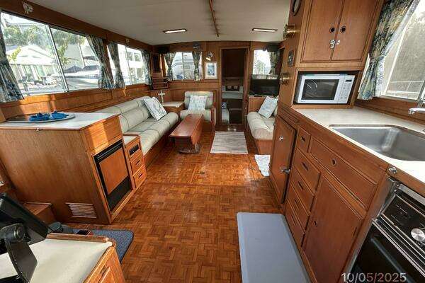 Grand Banks Classic Yacht For Sale