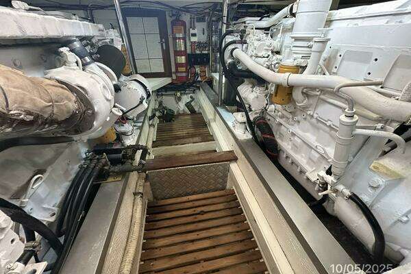 Grand Banks Classic Yacht For Sale