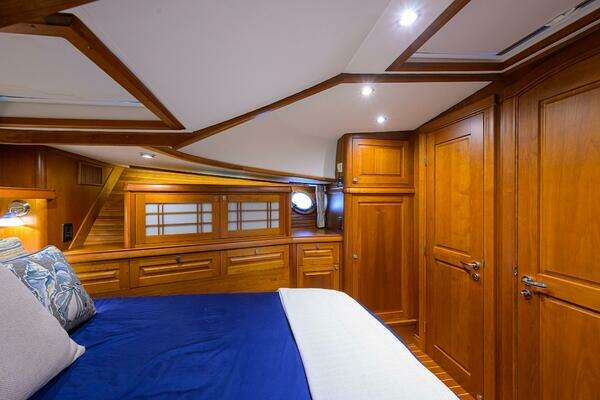 Sabre Dirigo Yacht For Sale