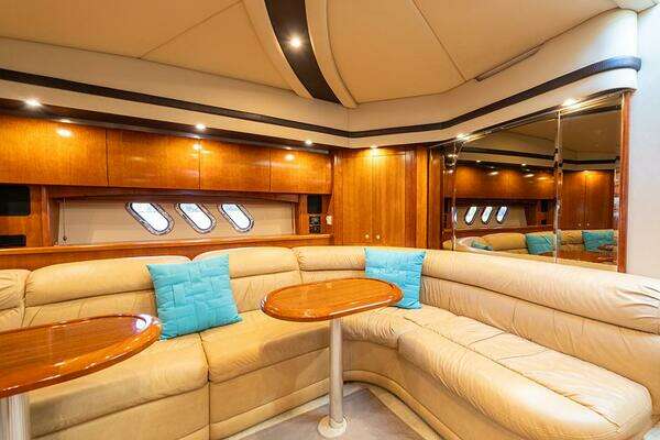 Cruisers Yachts 520 Sports Coupe Yacht For Sale