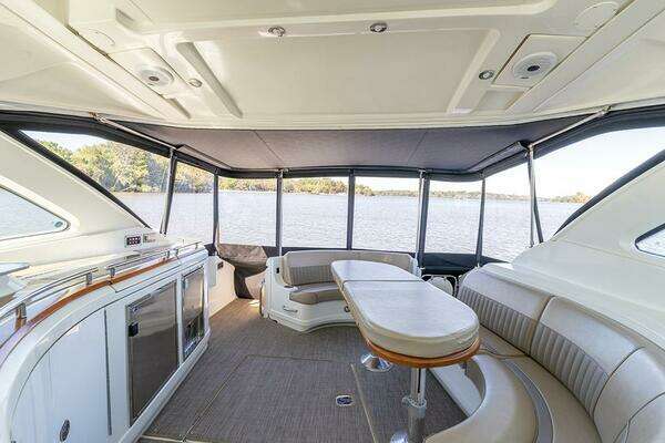 Cruisers Yachts 520 Sports Coupe Yacht For Sale