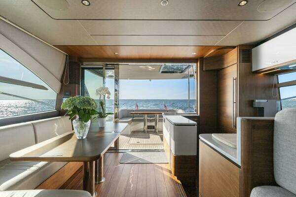 Princess F62 Yacht For Sale