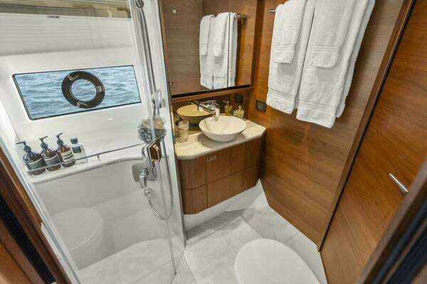 Princess F62 Yacht For Sale