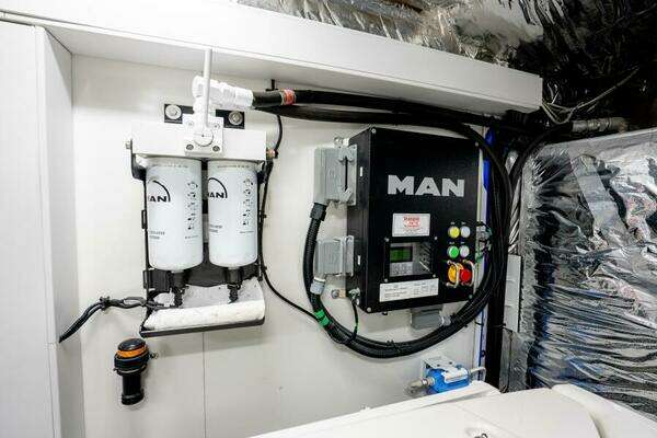 Princess F62 Yacht For Sale